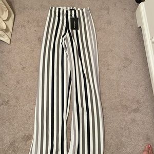 NWT Pretty Little Thing striped pants